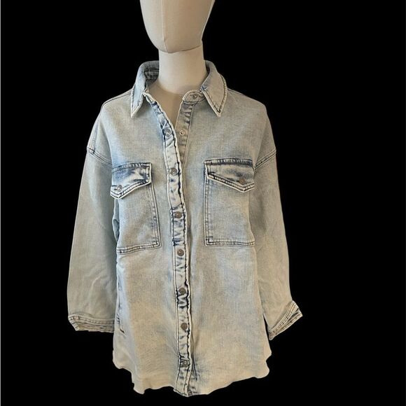 Silver Jeans Co. Women's Denim Jacket (Shacket), Medium, Washed Blue, NWT - Picture 4 of 12